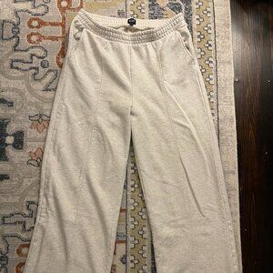 Gap Heavyweight French Terry Seamed Straight Sweatpants in pale heather grey